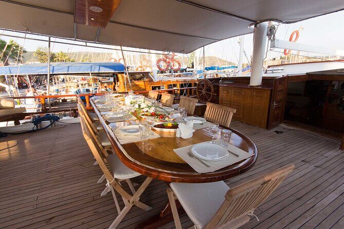 8-day/7-night Corfu Cruise - Food on board: why the included meals feel like part of the plan