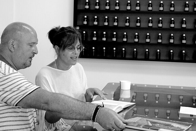 Choe Luxury Candle Making Workshop - How fragrance selection becomes the main event