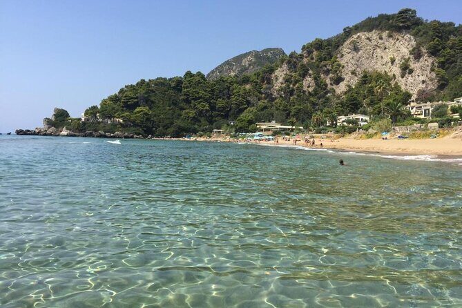 Corfu: A relaxed day at Glyfada Beach - Who this beach day fits best
