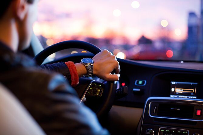 Corfu Airport Arrival Private Transfers - A Smooth Ride for Up to Eight, Plus Bottled Water