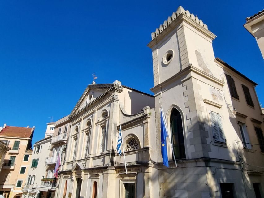 Corfu: Historic Buildings and Great Personalities Tour - Why Corfu Old Town Works So Well on Foot