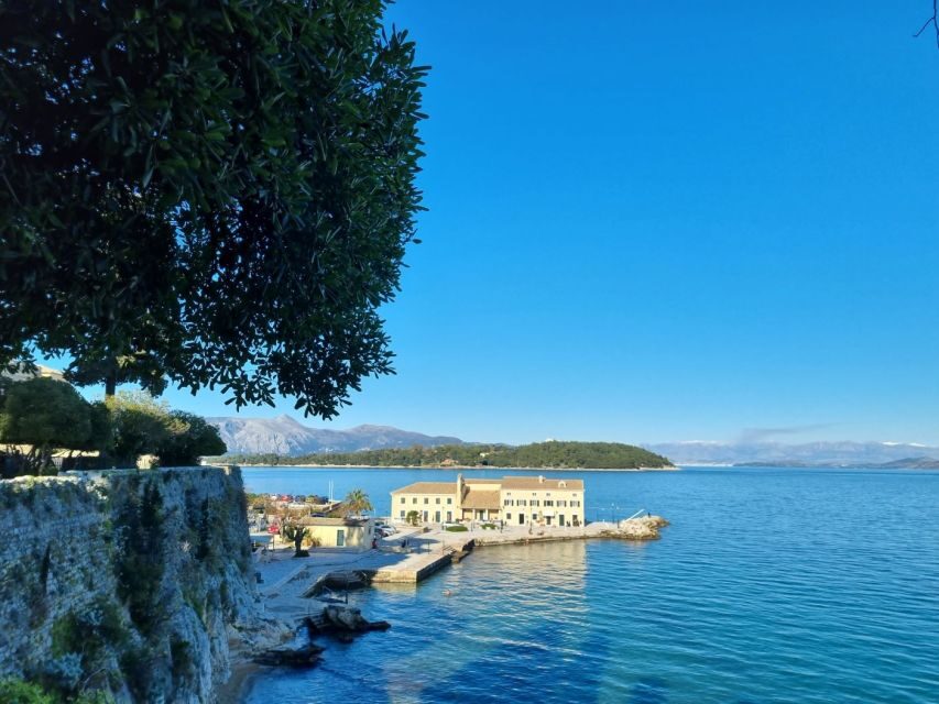 Corfu: Historic Buildings and Great Personalities Tour - Meeting at Schulenburg’s Statue: Start Easy, Start Visible