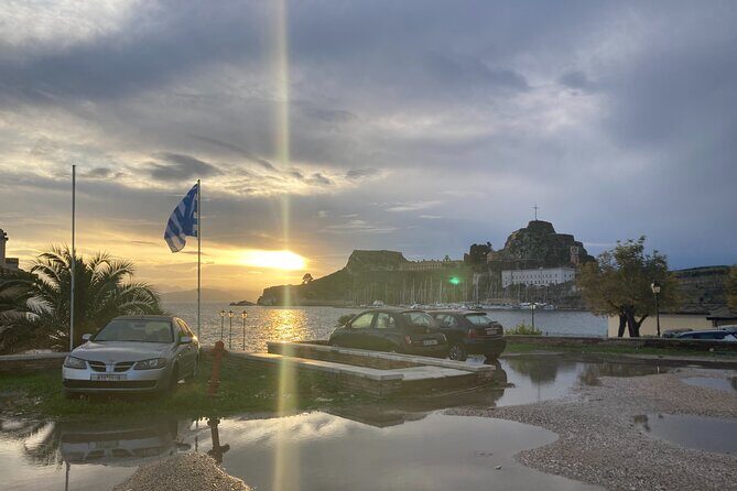 Corfu Old Town Guide Tour with Dog or City with 4 paws - Why Corfu Old Town Feels Easier With a Dog-Assisted Guide