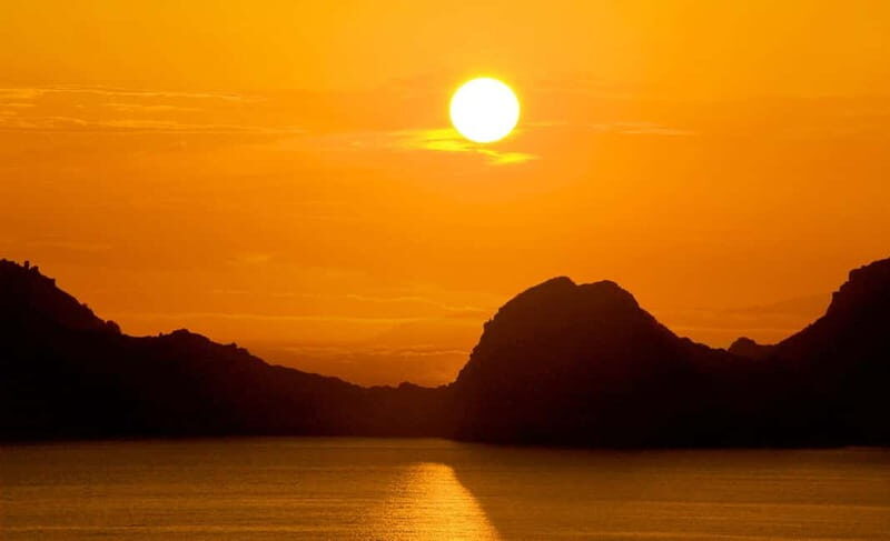 Corfu: Palaiokastritsa Swimming and Loggas Beach Sunset Tour - Getting Started at the Douglas Obelisk in Corfu Town
