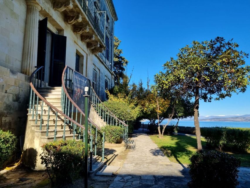 Corfu: Small Group City Walking Tour - Old 14th-century fortress: the past you can picture
