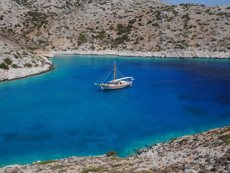 Corfu: Sunset Cruise on a Traditional Wooden Sailing Yacht - Drinks, snacks, and onboard comfort: what’s actually included