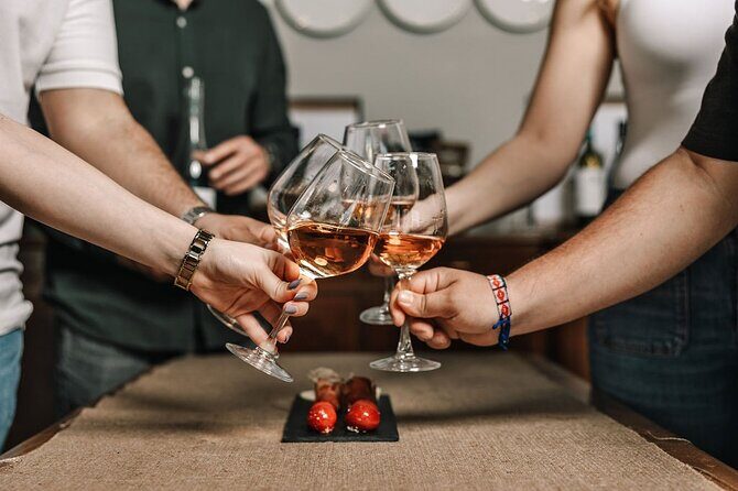 Corfu: Wine Tasting with 5 Native Grape Varieties. - Small group size, big focus: what up to 20 people means