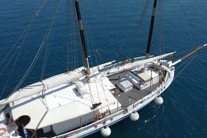 Full Day Cruise from Corfu in Classic Wooden Vessel, Swim & BBQ - From CruiseMeUp at 10:00: How the day actually starts