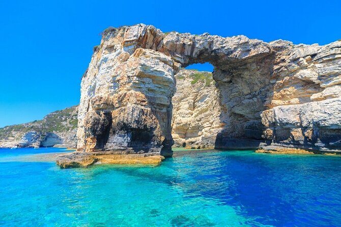 Luxury Private Cruise to Paxos, Antipaxos & Blue Caves with Lunch - Gaios lunch: a traditional meal that actually uses local products