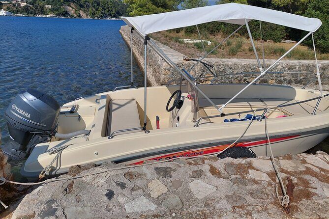 Motor Boat Hire in Corfu Italmar 17,Asso 5.10, Next 5m - Food and Drinks: Cooler Setup and Restaurant Guidance