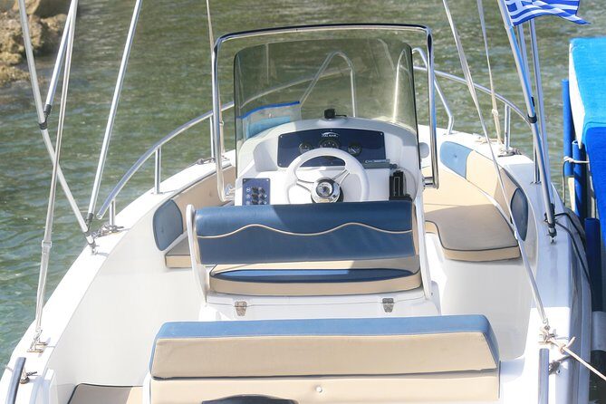 Motor Boat Hire in Corfu Italmar 17,Asso 5.10, Next 5m - Communication That Keeps the Day Smooth