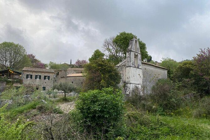 Old Perithia the Ghost Town and Northeast of Corfu - Lunch Plans and the Best On-Site Options