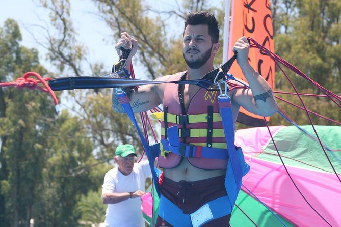 Parasailing - What the Ride Feels Like (Once You’re Up)