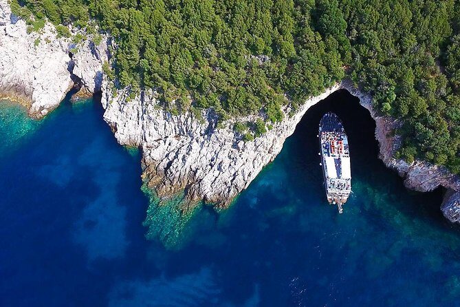 Parga & Sivota Islands Blue Lagoon Cruise from Corfu - Bella Vraka cave: short entrance, mixed expectations