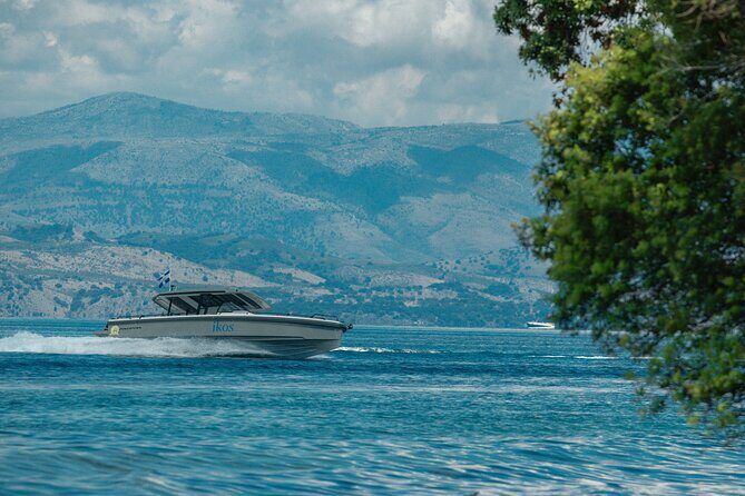 Private Half Day Cruise on a Speed Boat in Corfu island - Avlaki Beach (1h30): secluded bays and clear water on full display