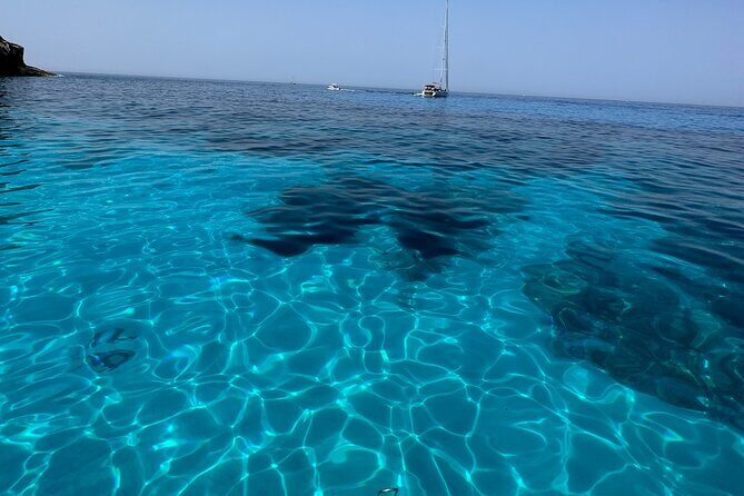 Private Skippered cruise from Corfu to Paxos/Antipaxos islands - Final Paxos stretch: the northeastern beaches and one last water window