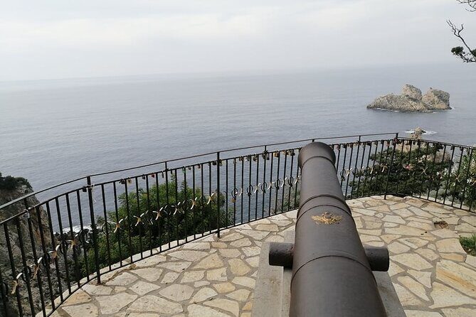 Private Tour: The Amazing Paleokastritsa + Local Tastings - Beyond the main beach: caves, overlooks, and Mouse Island-style detours