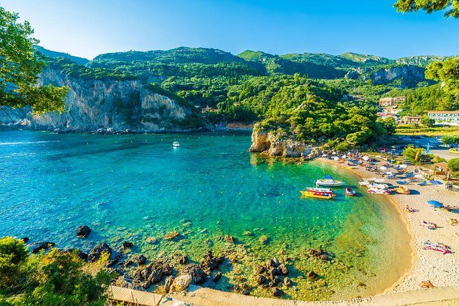 Small Group Corfu Town & Island Sightseeing Tour - Kanoni: Mouse Island and Vlacherena convent in one focused 15 minutes