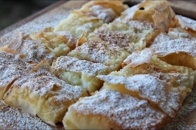 Taste Corfu: Private Corfu Food Walking Tour - Why this Corfu food tour works so well in Corfu Town