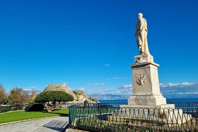 Tour in Corfu Town: Historic Buildings & Great Personalities - Corfu Old Town: UNESCO streets, Venetian-style mansions, and the personalities behind them