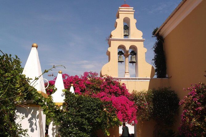 Wine Tour and Olive Tasting- Small Group Tour - Do’s and don’ts: photography rules and the monastery/church etiquette